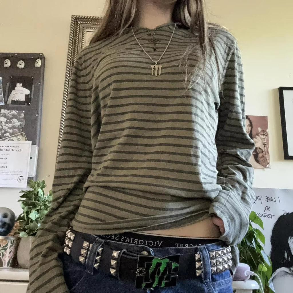 Y2K Grunge T-Shirts Women Fairy Gothic Crop Tops Teen Girl Vintage Long Sleeve Aesthetic Tees 90S Emo Harajuku Halloween Clothes
